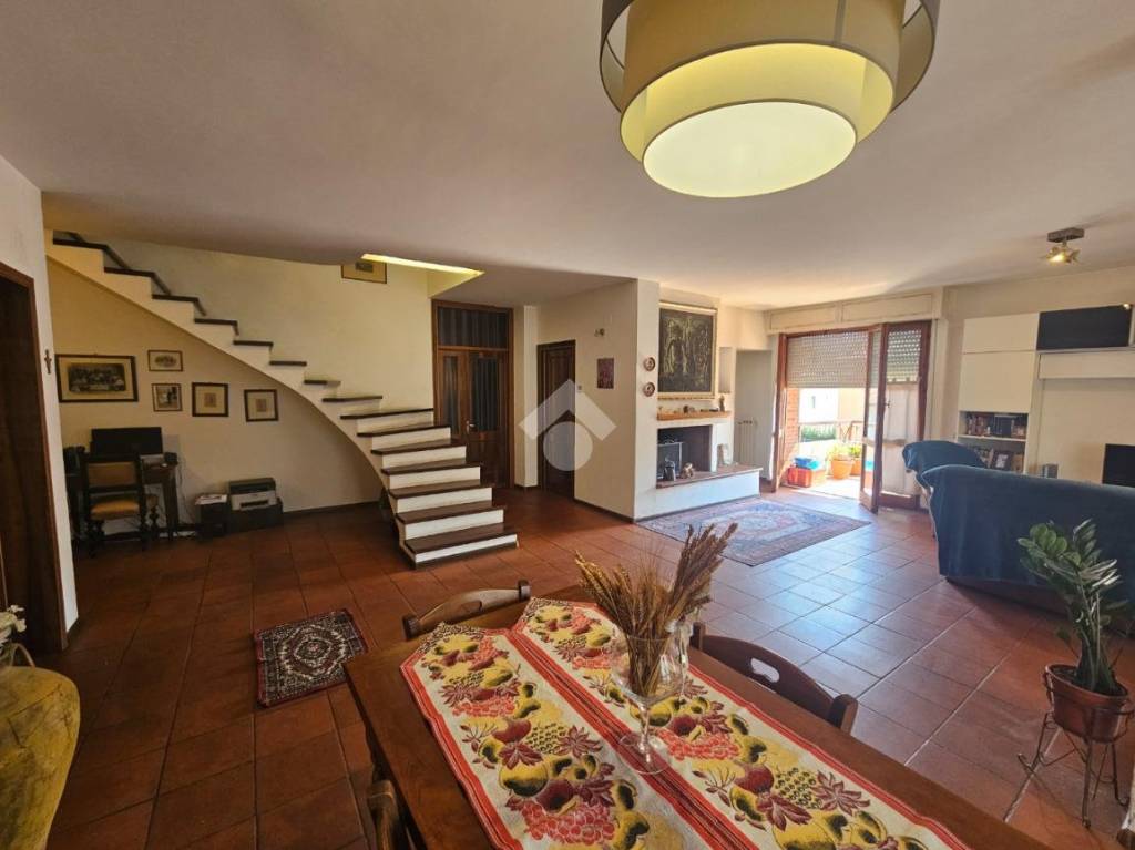 appartamento in vendita a Foligno in zona Camino