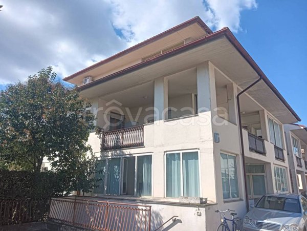 appartamento in vendita a Foligno in zona Camino