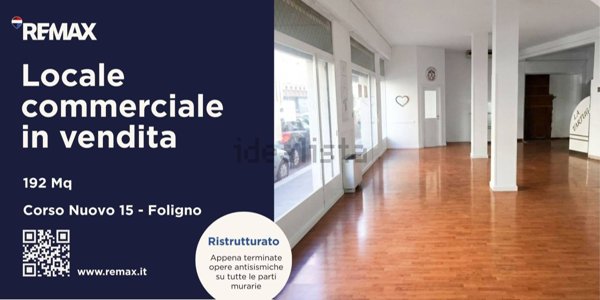 locale commerciale in vendita a Foligno
