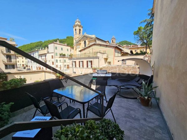 casa indipendente in vendita a Foligno in zona Belfiore