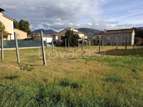 casa indipendente in vendita a Foligno in zona Sterpete