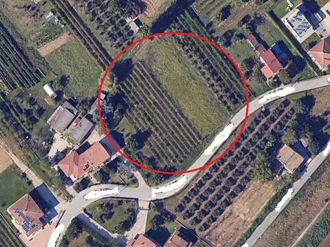 terreno edificabile in vendita a Foligno in zona Sterpete