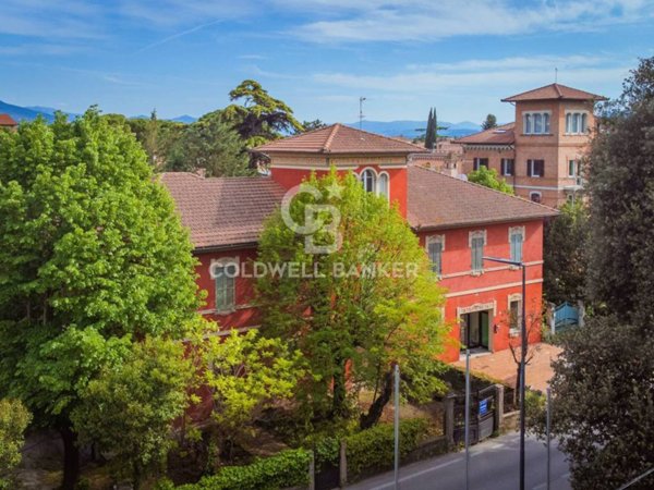 casa indipendente in vendita a Foligno