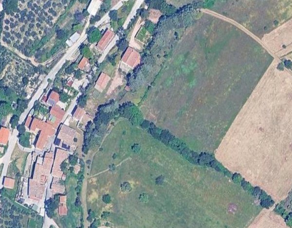 terreno agricolo in vendita a Foligno in zona Ravignano