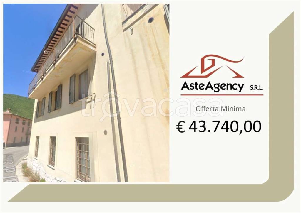 appartamento in vendita a Foligno in zona Scopoli
