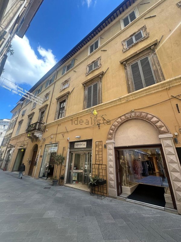 appartamento in vendita a Foligno