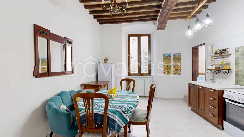 appartamento in vendita a Foligno in zona Montarone