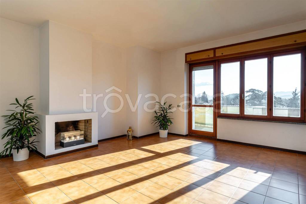 appartamento in vendita a Foligno in zona Camino