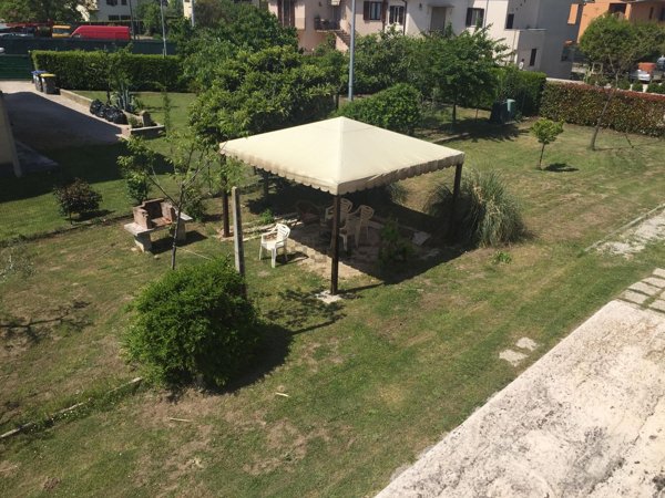appartamento in vendita a Foligno in zona Camino