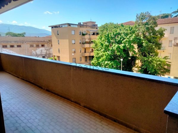 appartamento in vendita a Foligno in zona Sterpete