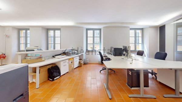 ufficio in vendita a Foligno