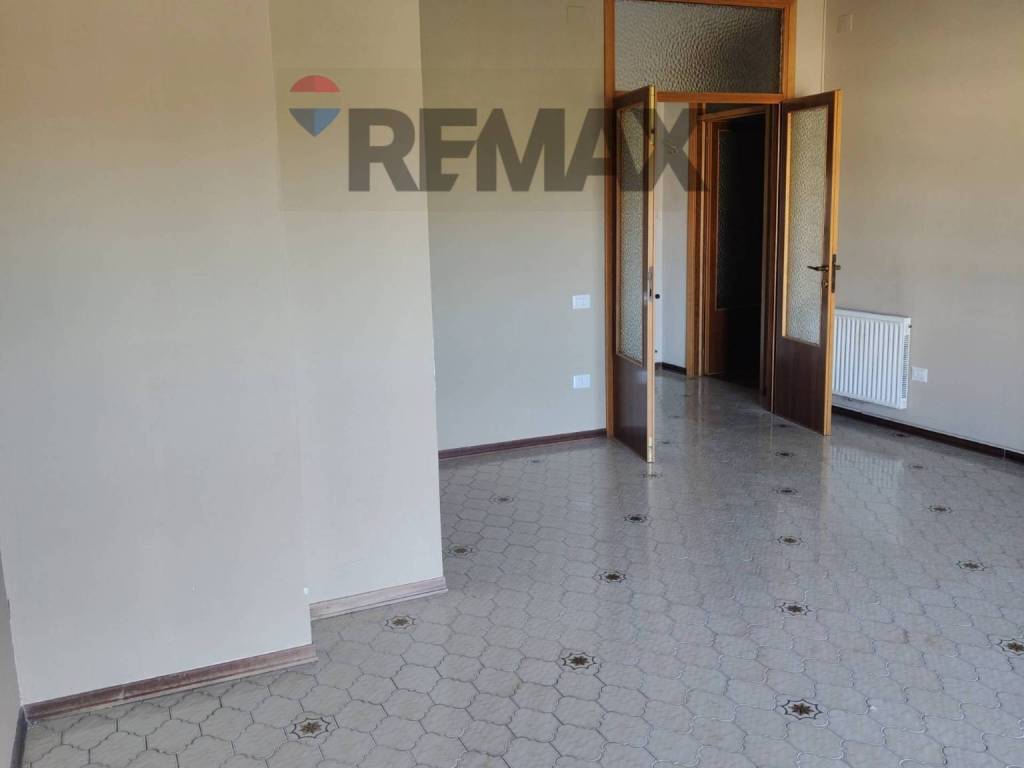 appartamento in vendita a Foligno in zona Sterpete
