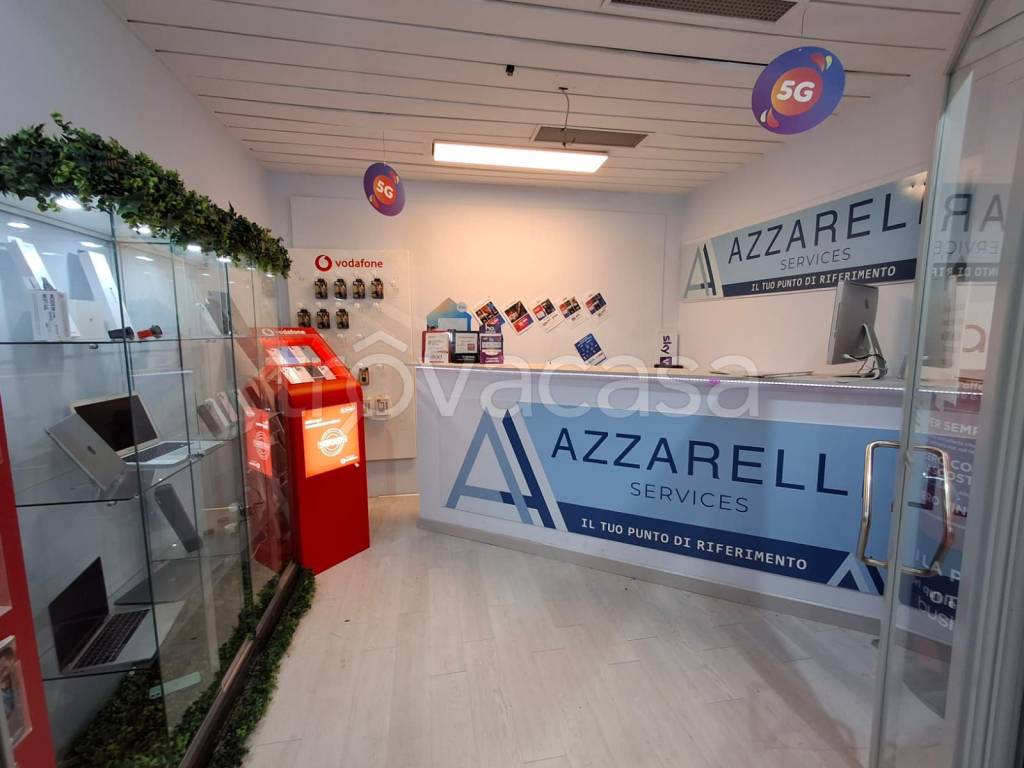 negozio in vendita a Foligno