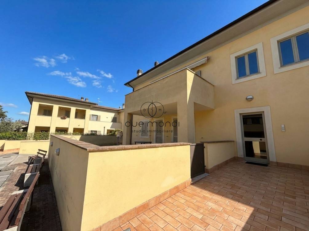 appartamento in vendita a Foligno in zona Camino