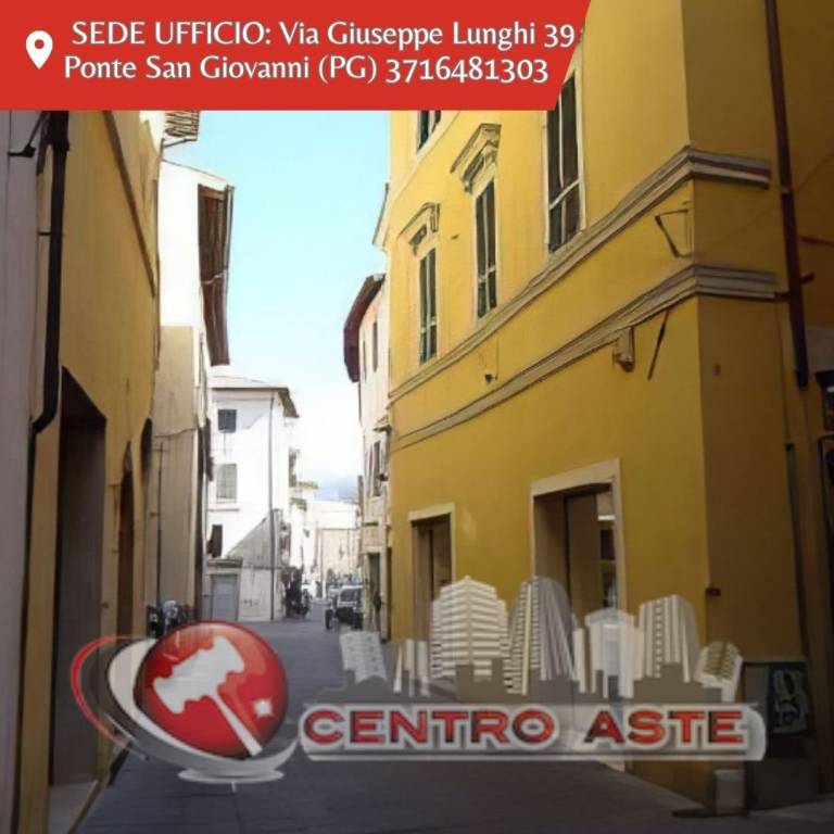 negozio in vendita a Foligno