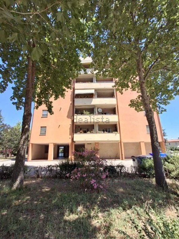 appartamento in vendita a Foligno in zona Camino