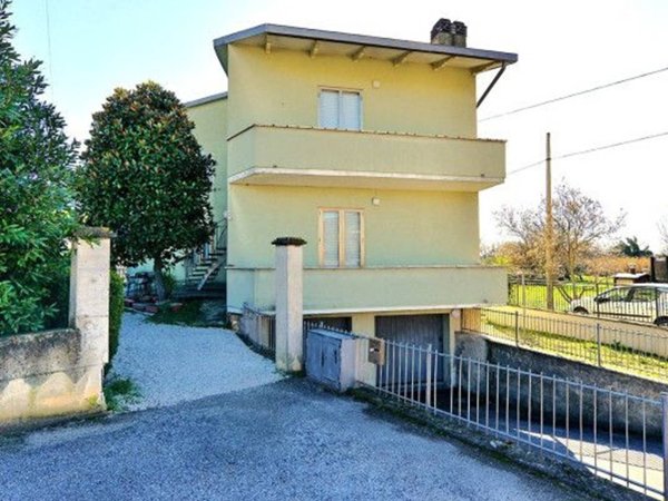appartamento in vendita a Foligno