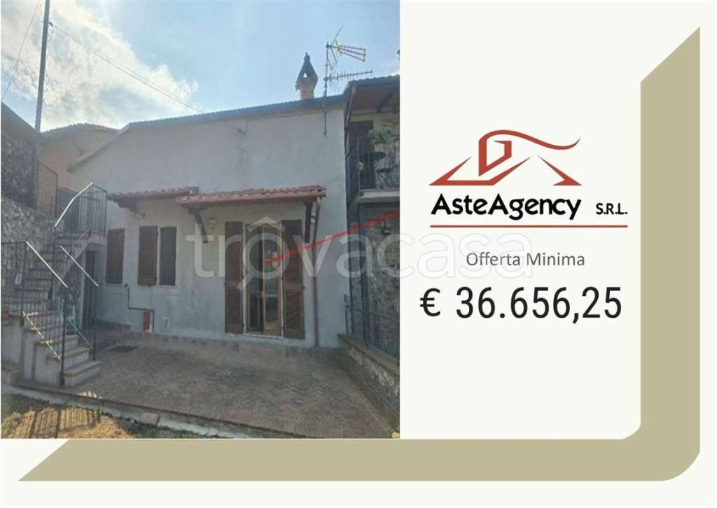 appartamento in vendita a Foligno in zona Roviglieto