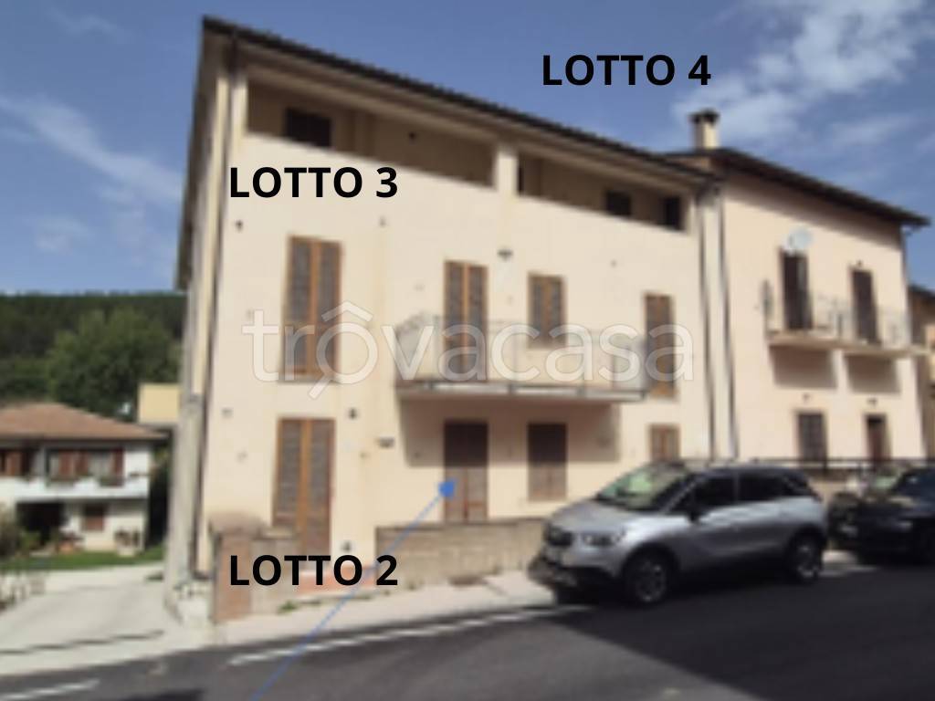 appartamento in vendita a Foligno in zona Colfiorito