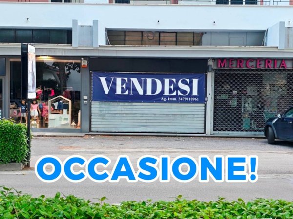negozio in vendita a Foligno in zona Paciana