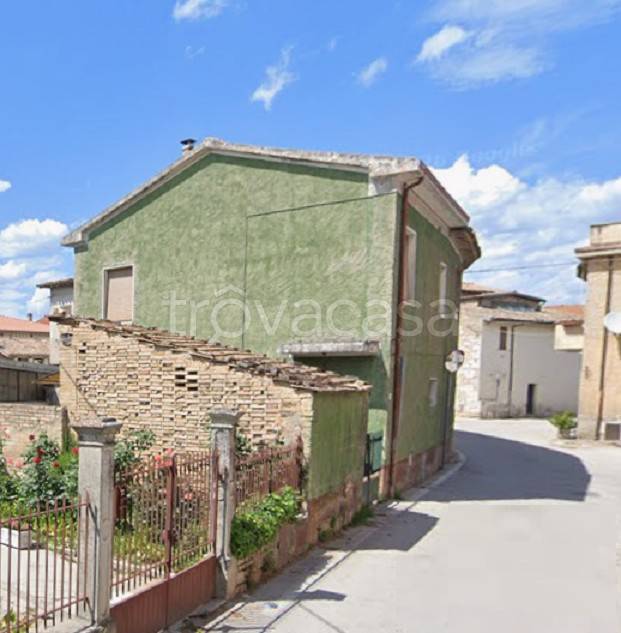 casa indipendente in vendita a Foligno in zona Scafali