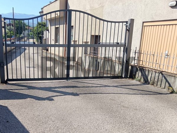 appartamento in vendita a Foligno in zona Sterpete