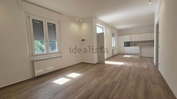 casa indipendente in vendita a Foligno in zona Sterpete