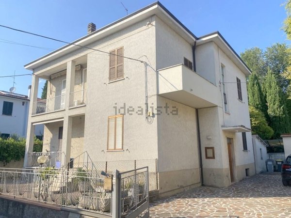 appartamento in vendita a Foligno in zona Sterpete