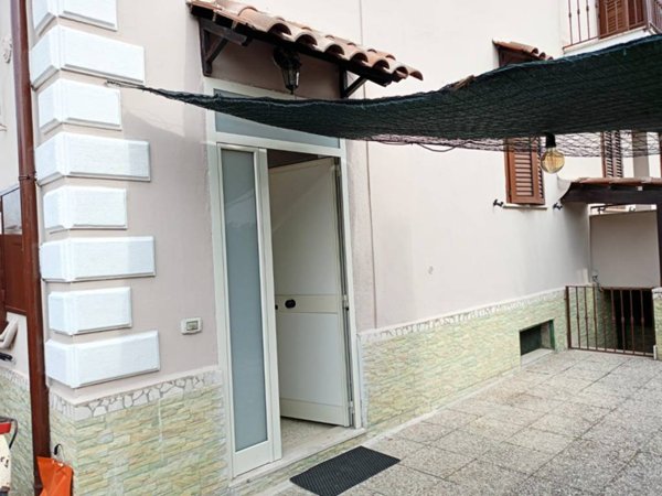 appartamento in vendita a Foligno in zona Sterpete