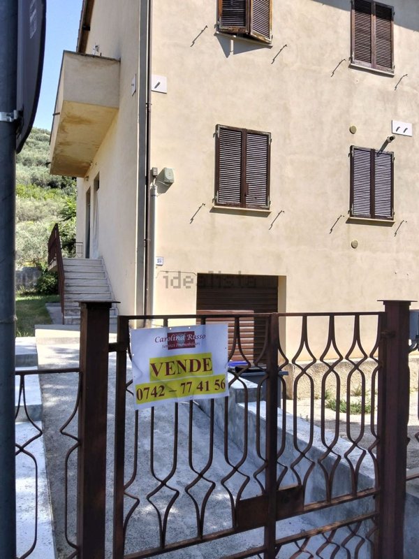 appartamento in vendita a Foligno in zona Scanzano
