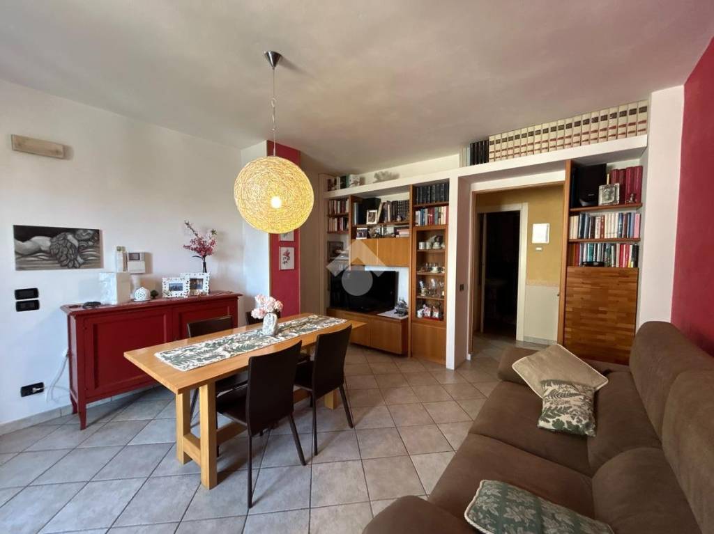 appartamento in vendita a Foligno in zona Sant'Eraclio