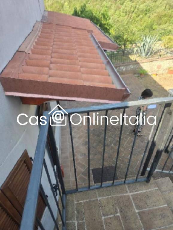 appartamento in vendita a Foligno in zona Roviglieto