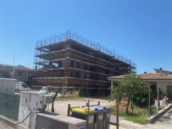 appartamento in vendita a Foligno in zona Sterpete