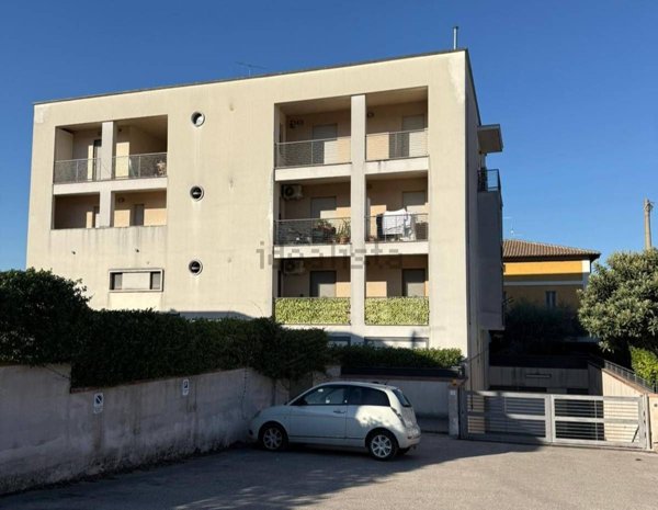 appartamento in vendita a Foligno in zona Sant'Eraclio