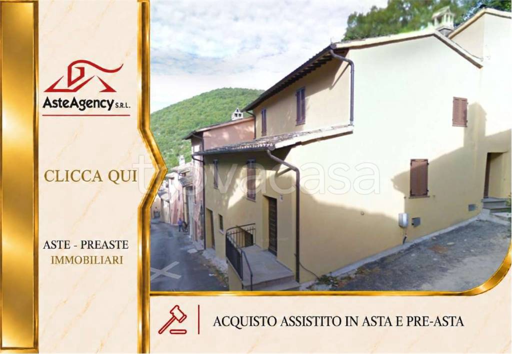 appartamento in vendita a Foligno in zona Sostino