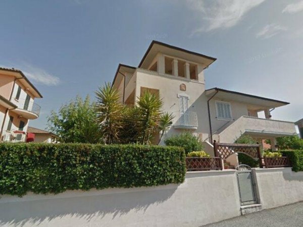 casa indipendente in vendita a Foligno