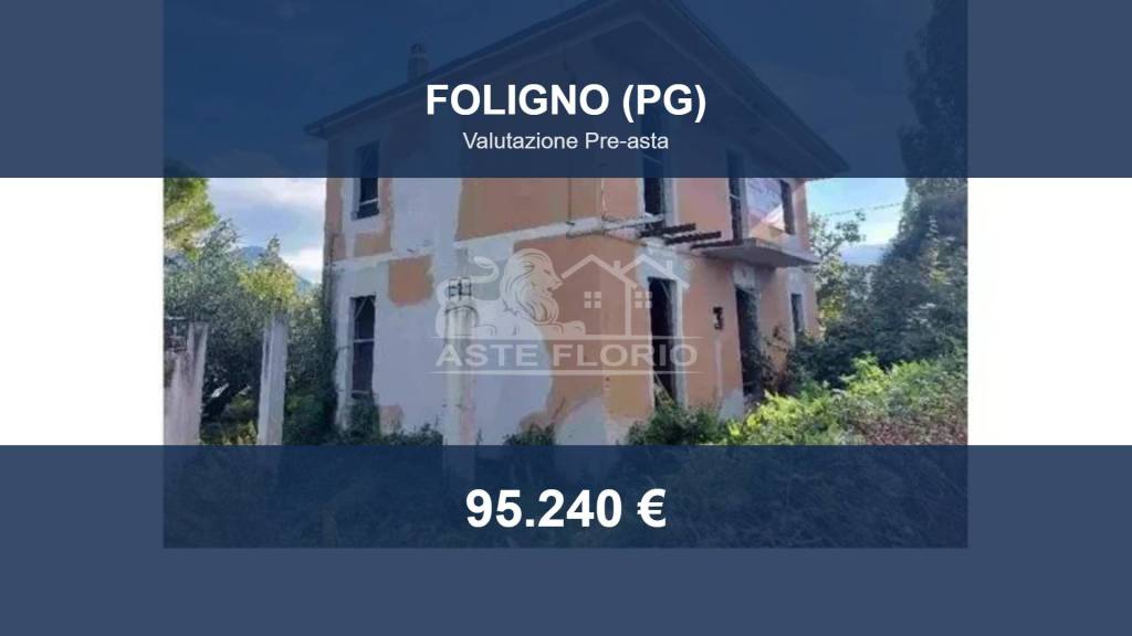 casa indipendente in vendita a Foligno in zona Fondi