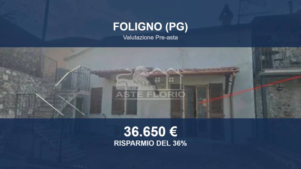 casa indipendente in vendita a Foligno in zona Roviglieto