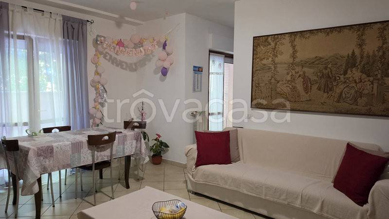 appartamento in vendita a Foligno in zona Paciana