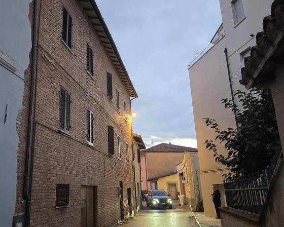 casa indipendente in vendita a Foligno in zona Vescia