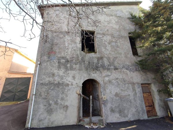 casale in vendita a Foligno