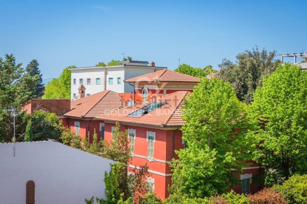 casa indipendente in vendita a Foligno