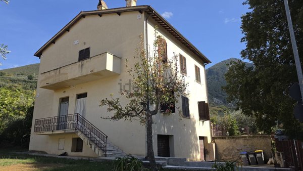appartamento in vendita a Foligno