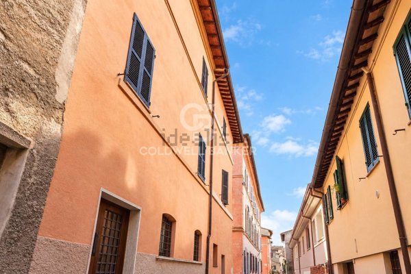 casa indipendente in vendita a Foligno