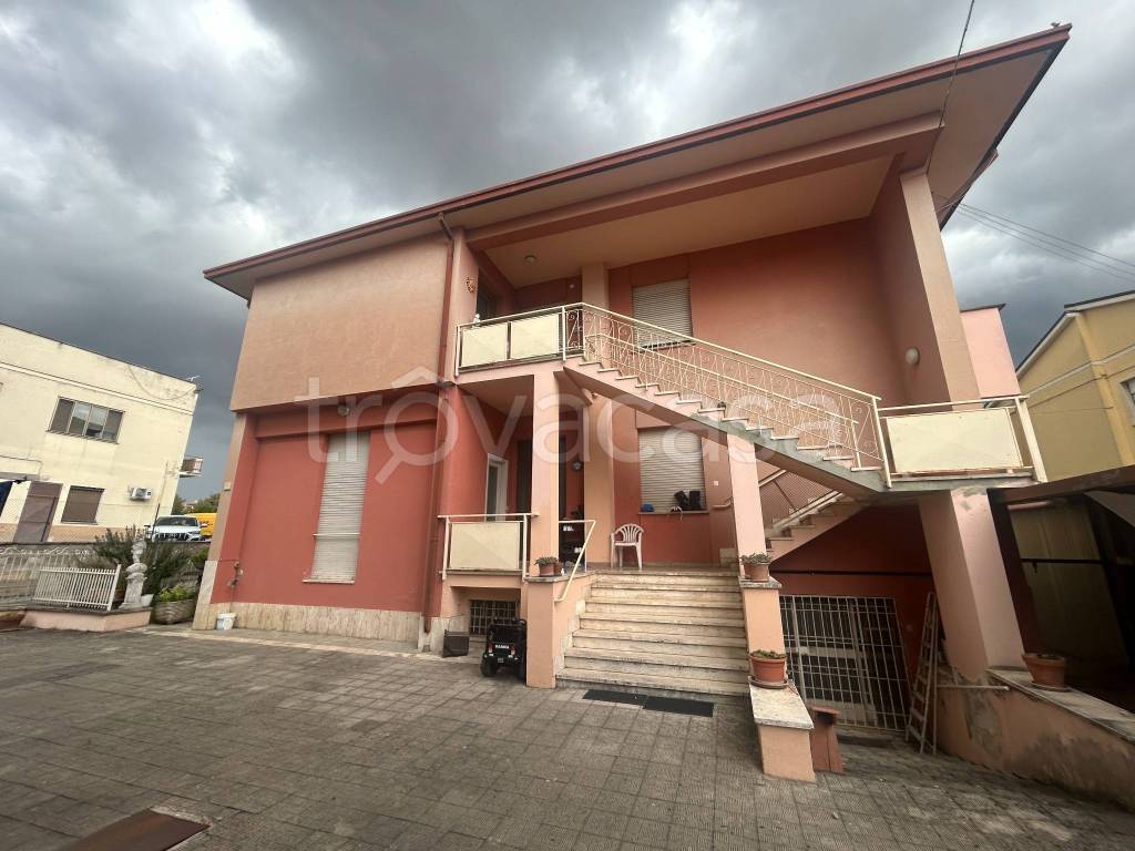 appartamento in vendita a Foligno in zona Sant'Eraclio