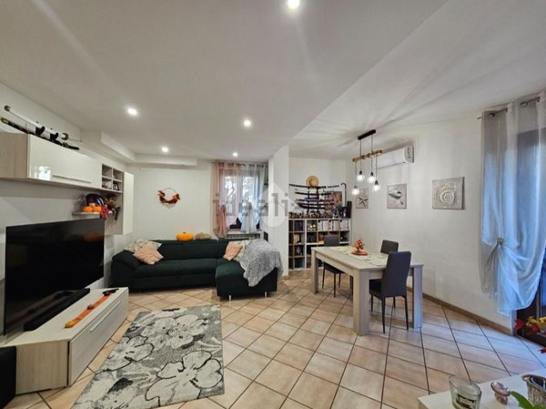 appartamento in vendita a Foligno in zona Sant'Eraclio