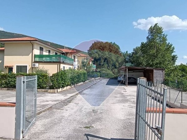 appartamento in vendita a Fossato di Vico in zona Osteria del Gatto