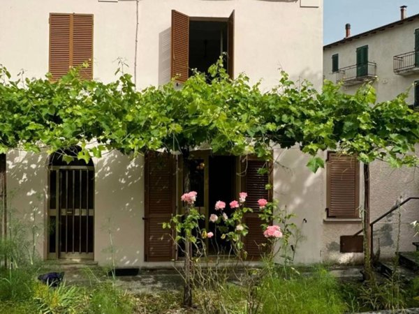 casa indipendente in vendita a Fossato di Vico in zona Purello