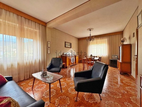 casa indipendente in vendita a Fossato di Vico in zona Purello