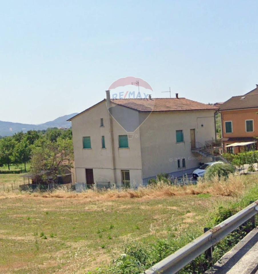 appartamento in vendita a Fossato di Vico in zona Purello